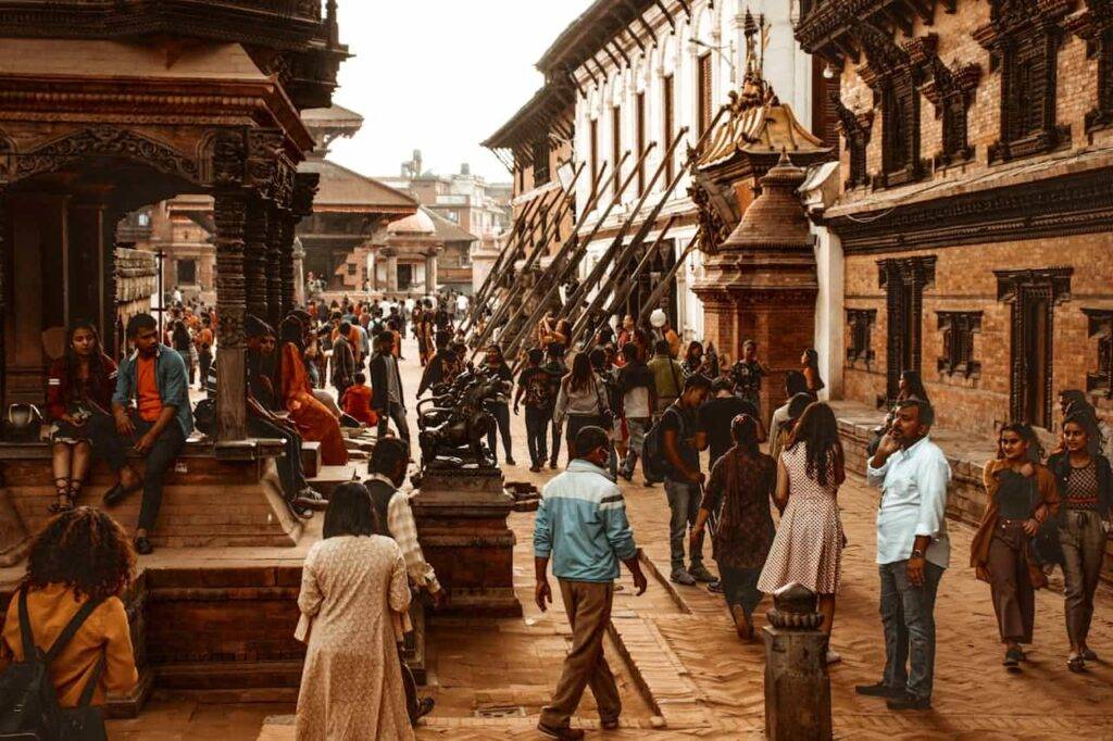 alt="vrindavan streets"